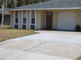 933 SE 24th Ave APT A, Cape Coral, FL 33990