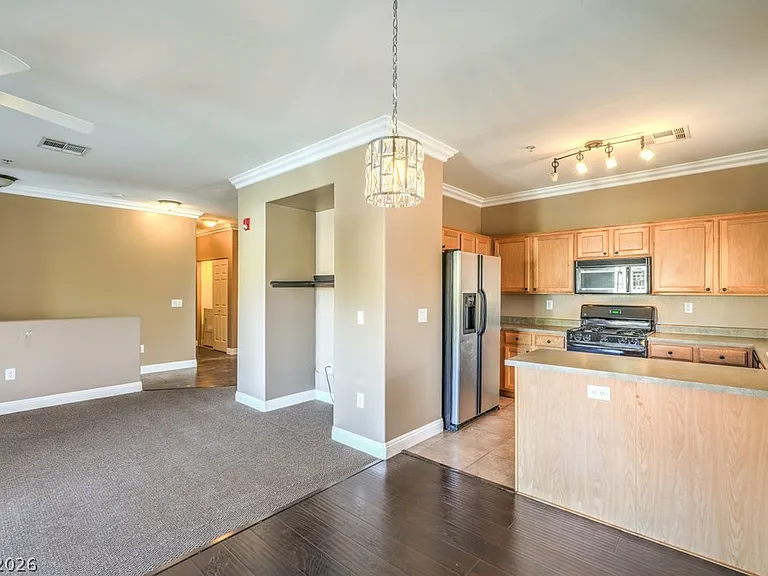 3920 Legend Hills St #202 — Photo 9