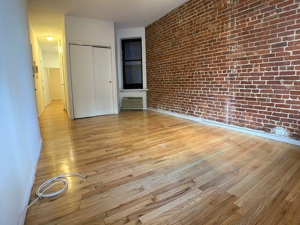 2nd image of 242 E 77th St #1WF