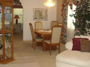 11836 SW 7th St, Pembroke Pines, FL 33025