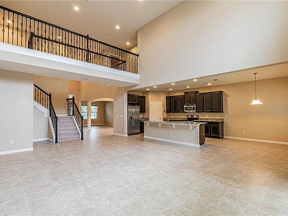 2nd image of 1225 Bella Vista Cir