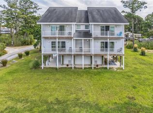 7516 Doe Bay Ln, Chincoteague, VA 23336