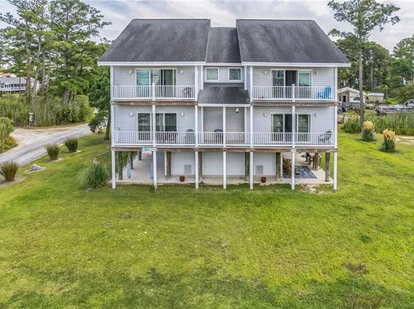 7516 Doe Bay Ln, Chincoteague, VA 23336