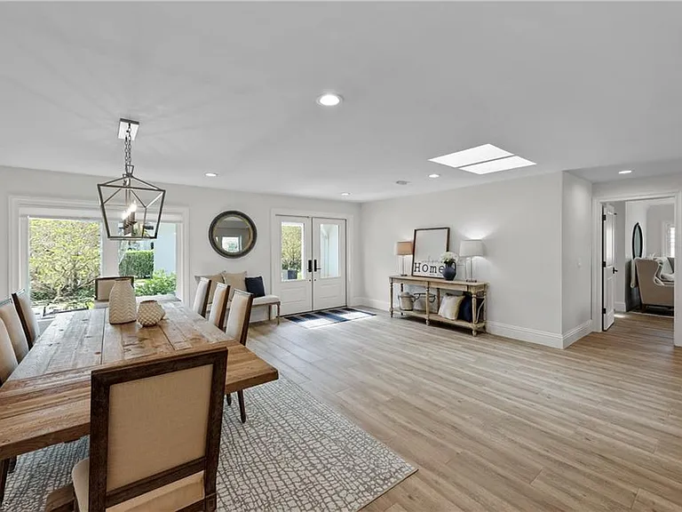 4611 Crayton Rd — Photo 5