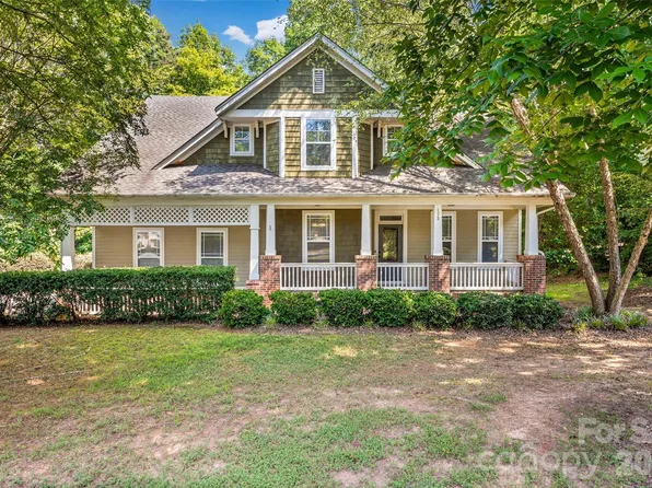 172 Mill Pond Rd, Clover, SC 29710