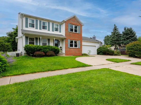 3420 E Oakland Ave, Bloomington, IL 61704