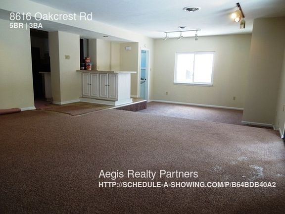 2nd image of 8616 Oakcrest Rd
