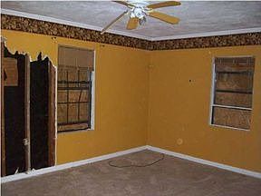 2nd image of 304 Lenox Pkwy