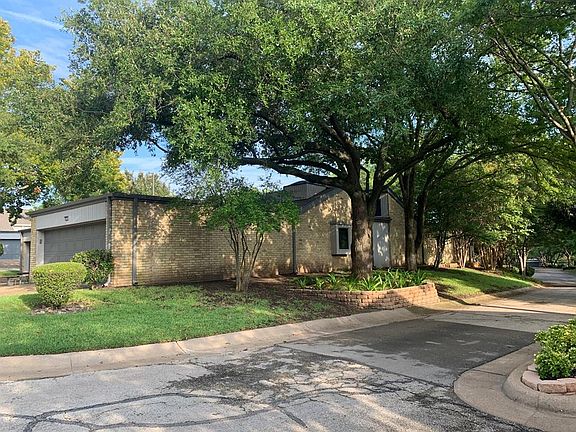 3rd image of 6345 Elder Grove Dr