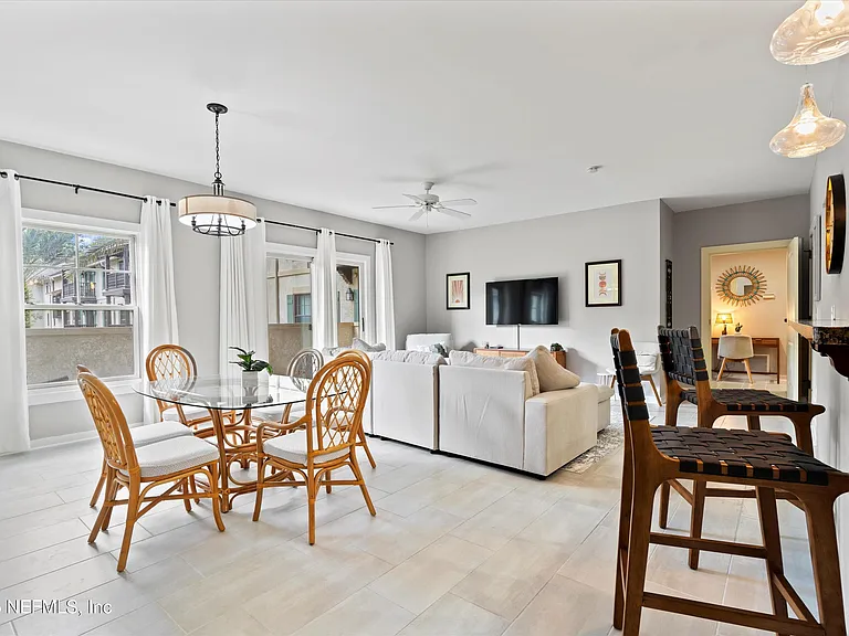 955 Registry Blvd — Photo 6