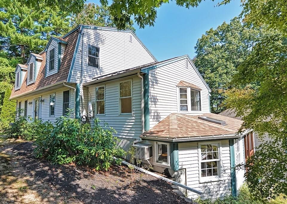 40 Crestview Dr, Millis, MA 02054 Zillow