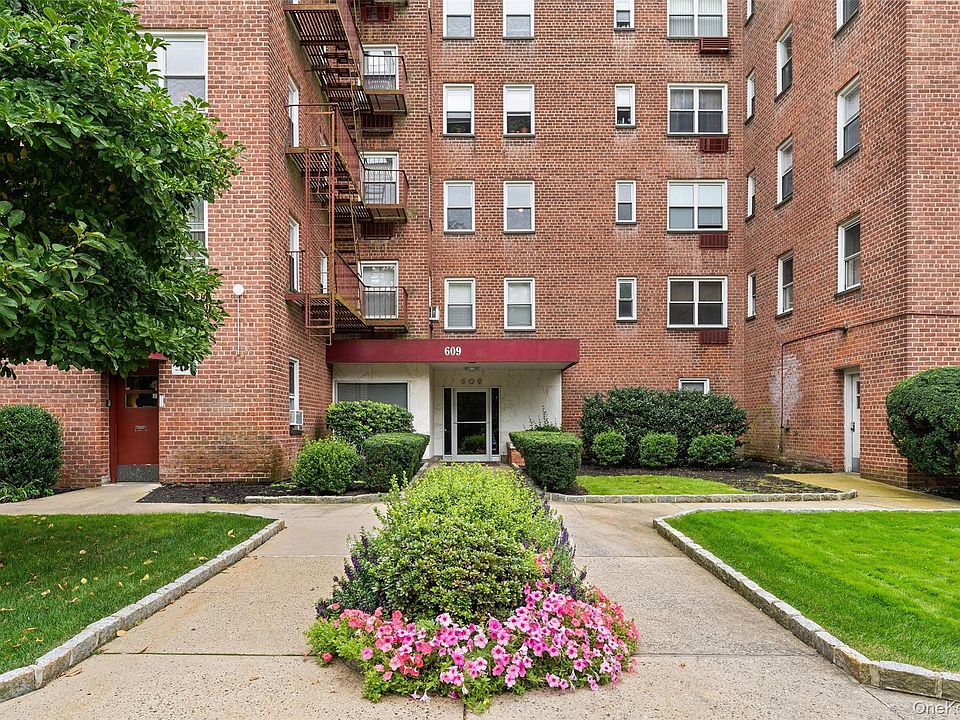 1st image of 609 Palmer Road #7C