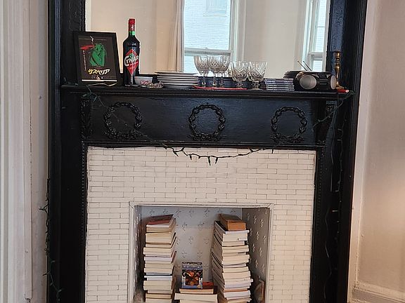 5th image of 303 W 91st St APT 3R
