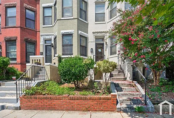 2028 1st St NW #B — Photo 14