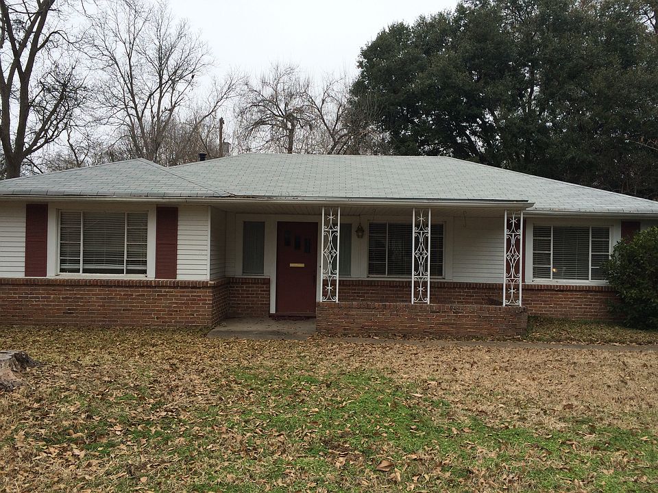 1st image of 3638 Parkway Dr
