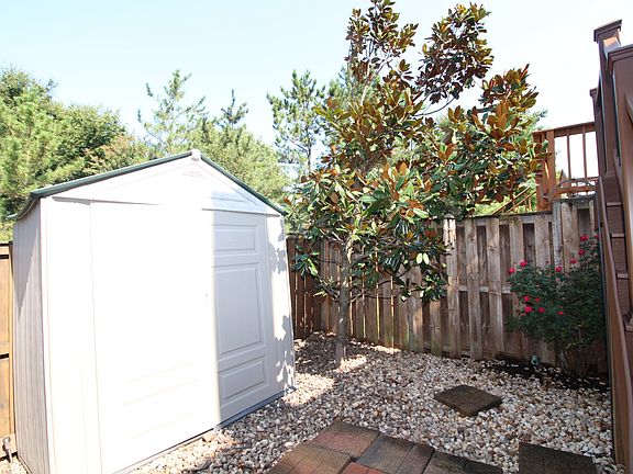Exterior - Low Maintenance