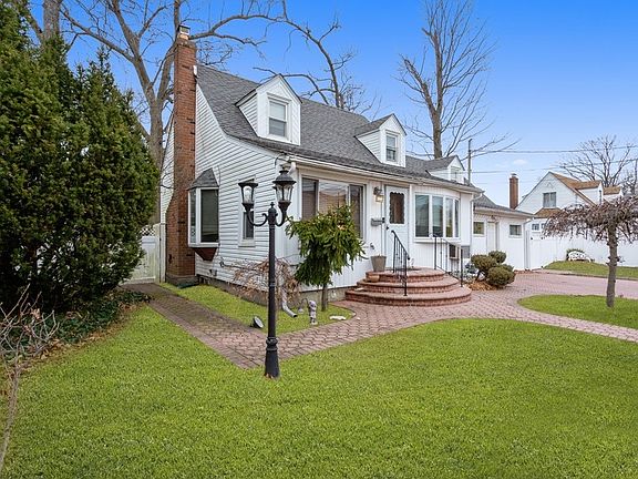 3rd image of 3937 Gilmartin Ln