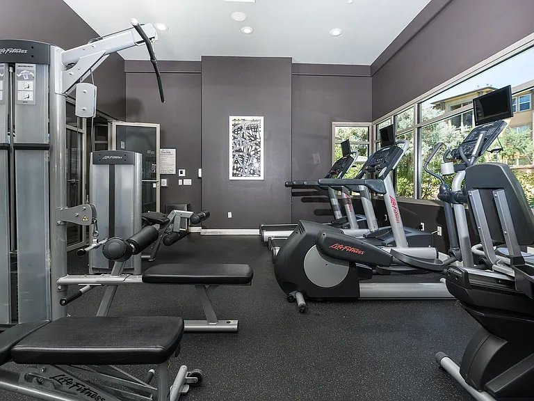 La Verne Village Luxury Apartment Homes — Photo 14