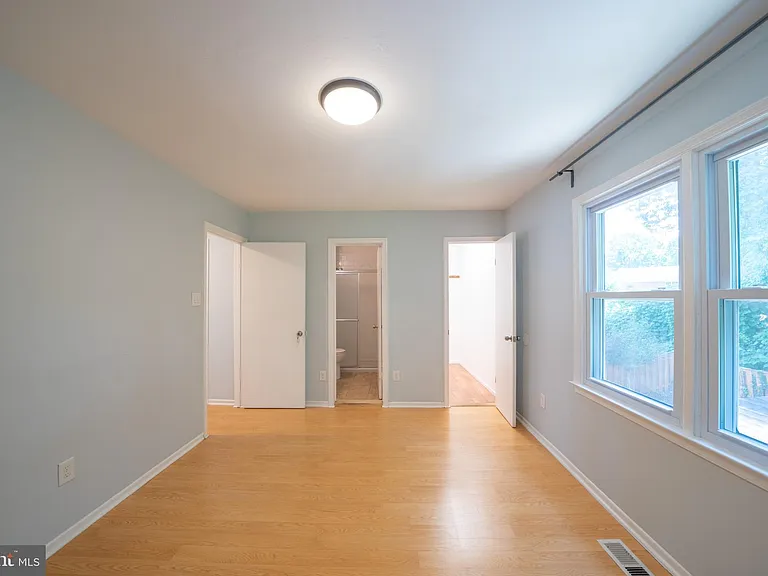 9572 Inverary Ct — Photo 25
