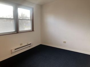 3052 S 24th Ave, Broadview, IL 60155