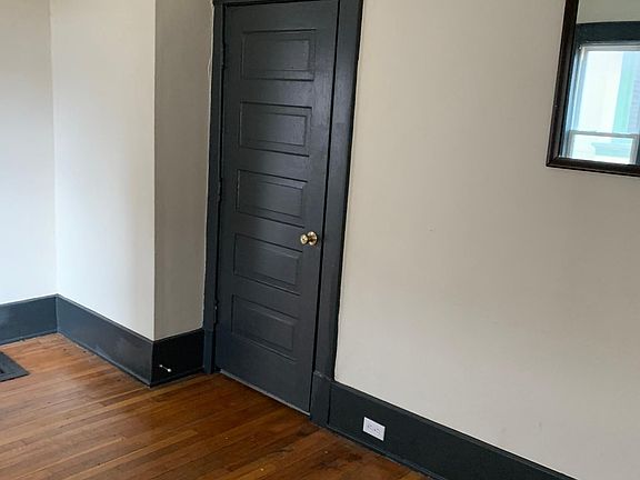 3rd image of 456 Glenwood Ave SE