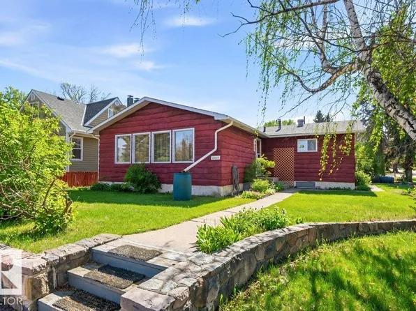 10459 66th Ave NW, Edmonton, AB T6H 1X2