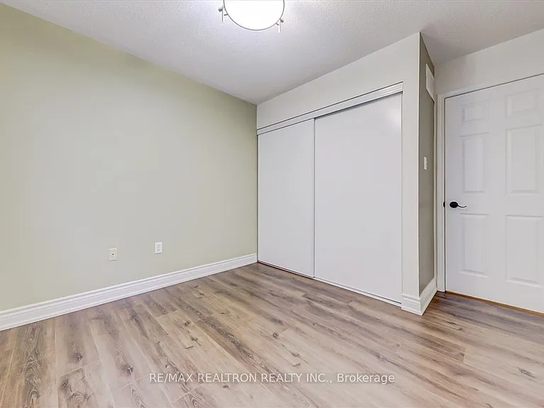 958 Townline Rd S — Photo 24