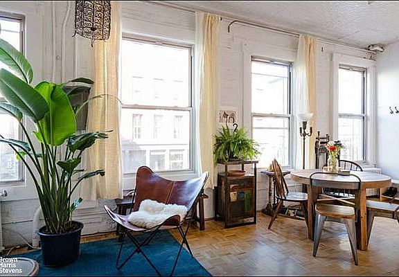 2nd image of 399 Broadway APT 2B
