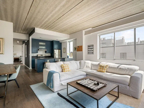 529 Court St APT 404, Brooklyn, NY 11231