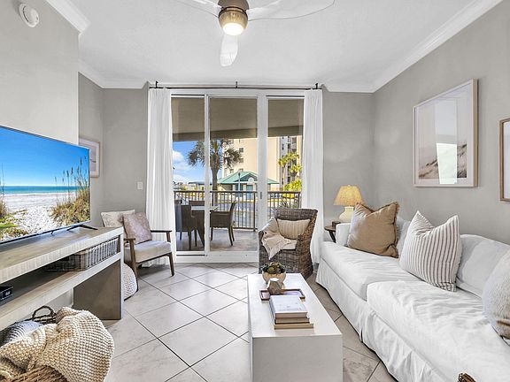 4th image of 1150 Santa Rosa Blvd Unit 121