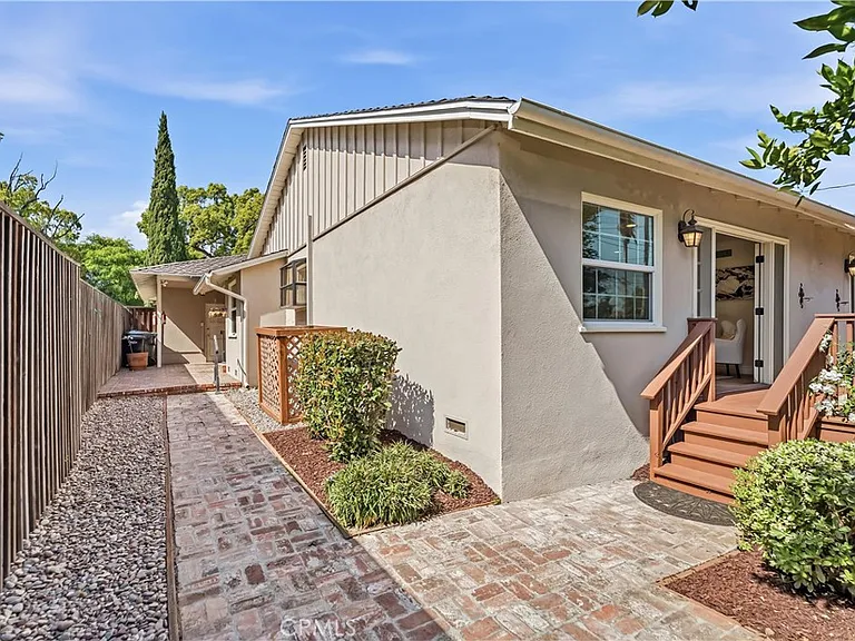 8350 Duarte Rd — Photo 47