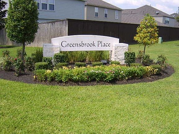 3rd image of 11602 Greensbrook Garden Dr