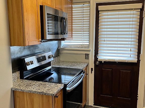 5th image of 512 Chesterfield Ave APT C3