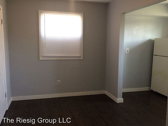 2nd image of 828 Ward Dr