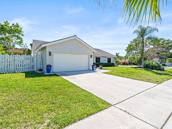 2nd image of 454 Prairie Rose Lane