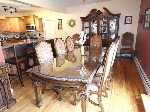 5th image of 309 Lyndale Ave