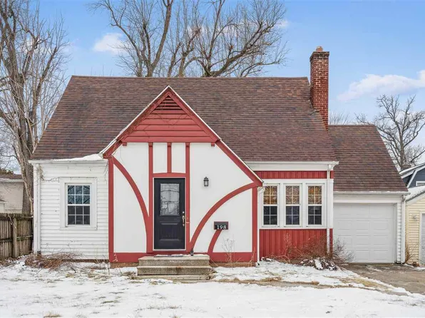 198 Forest Dr SE, Cedar Rapids, IA 52403