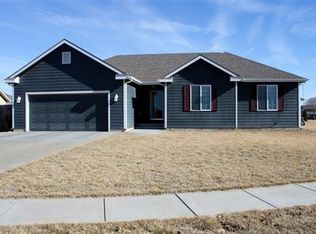 2865 Linda Ln, Salina, KS 67401