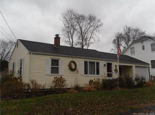 30 Indianola Rd, Niantic, CT 06357