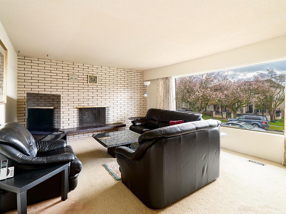 1st image of 437 E 55th Ave