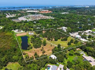 500 Shotgun Ln, Osprey, FL 34229