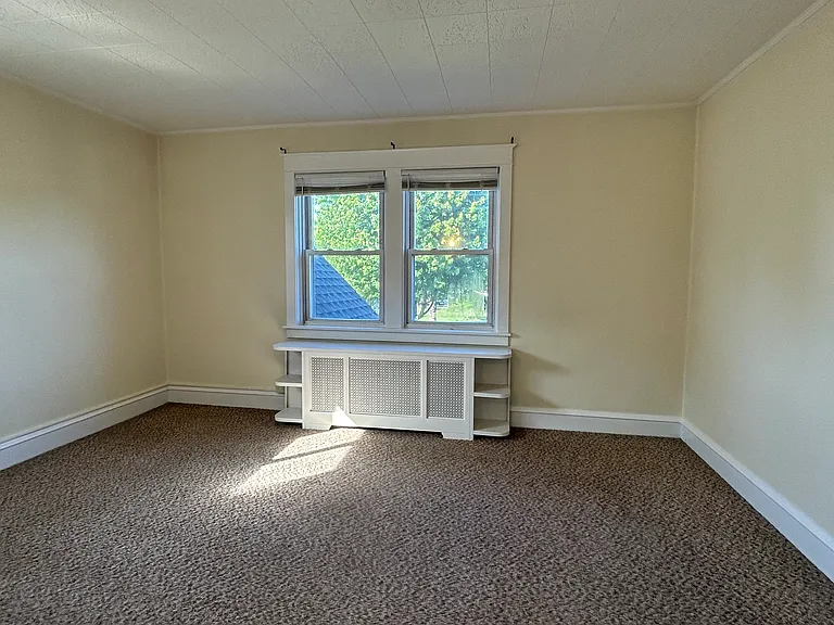 115 Diamond St — Photo 10