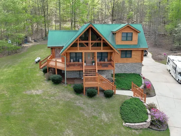 333 Mountain Crest Dr, Pell City, AL 35128