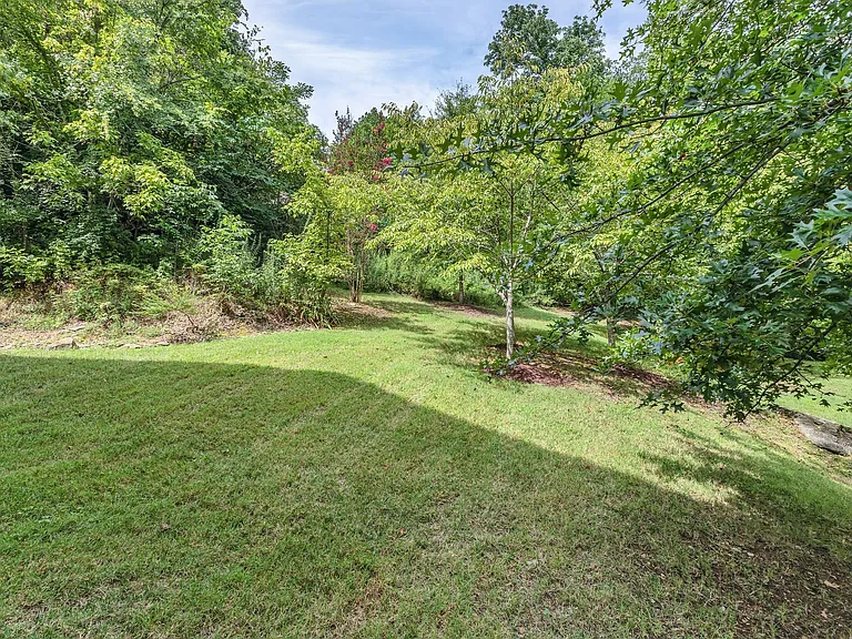 1077 Woodbury Falls Dr — Photo 29