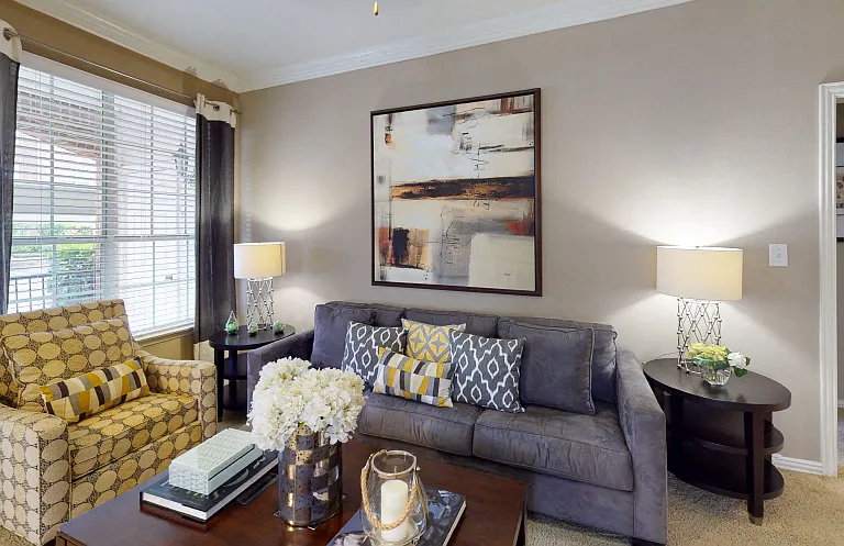 Tuscany Apartments — Photo 32