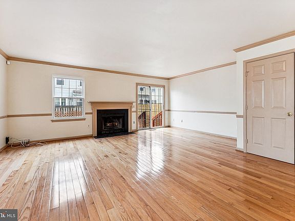 5th image of 17883 Lounsbery Dr