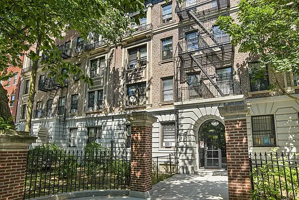 Rented by Corcoran | media 11