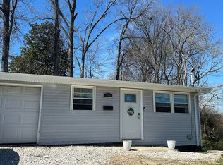 399 N 4th St, Ste Genevieve, MO 63670