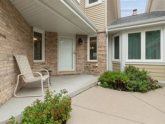 2nd image of 11354 Lakebrook Ct