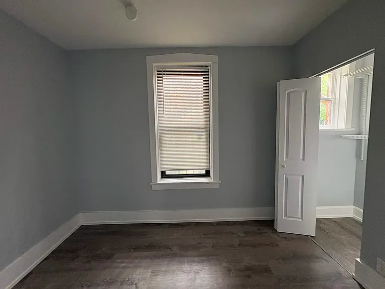2142 W 18th St #1B — Photo 6